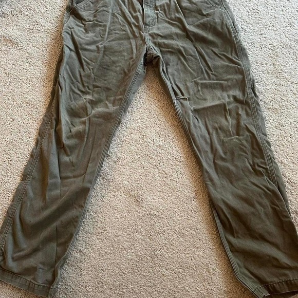 Distressed Carhartt Workpants - Picture 1 of 4